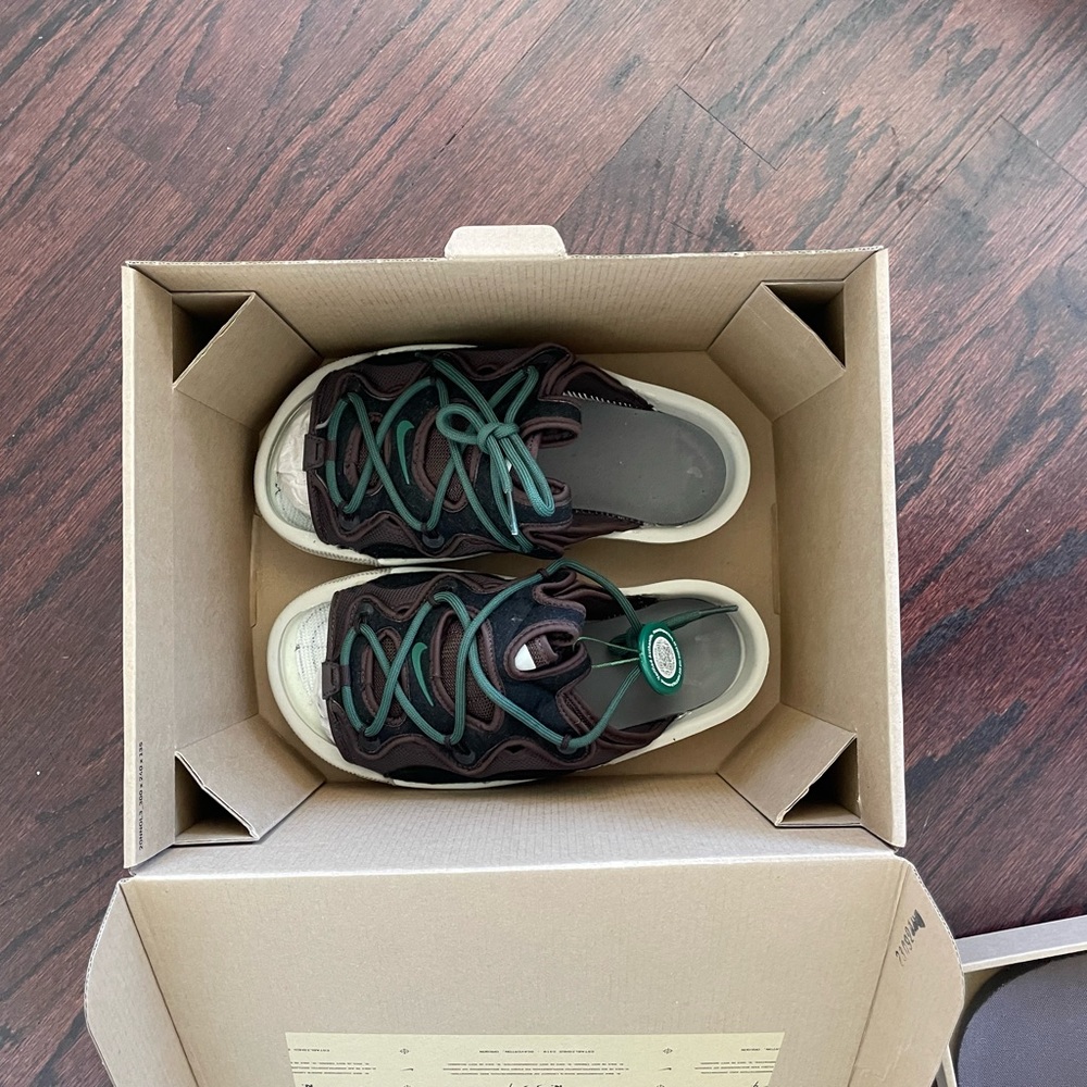 Nike Offline 2.0 Velvet Brown Noble Green
